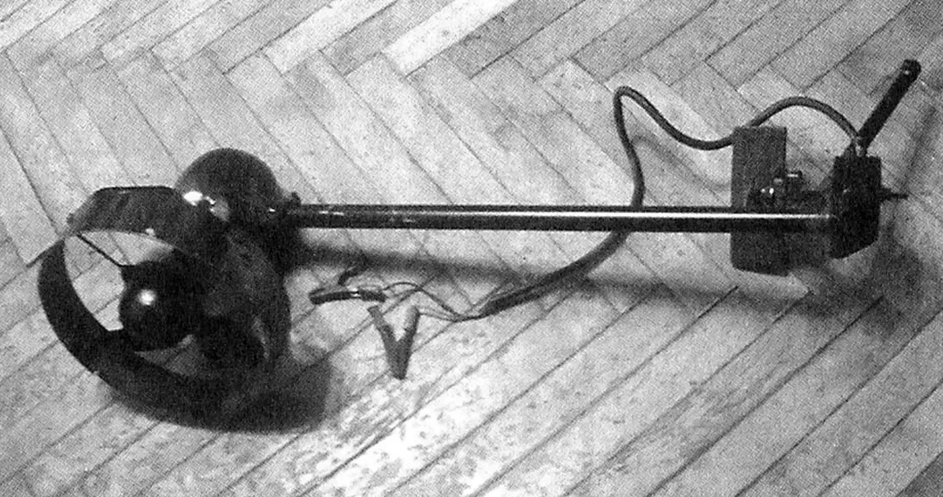 SUSPENDED ELECTRIC