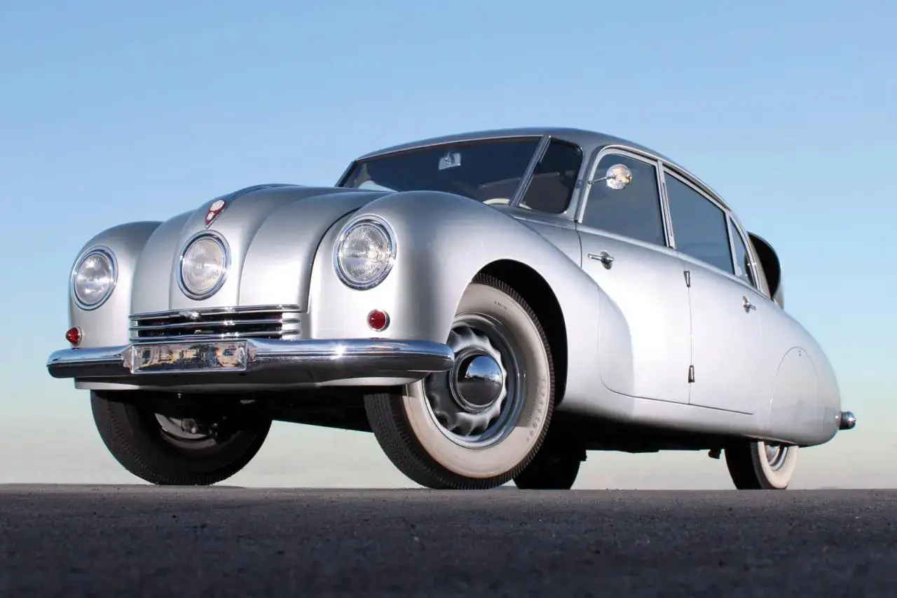 “Aerodynamic” Tatra cars