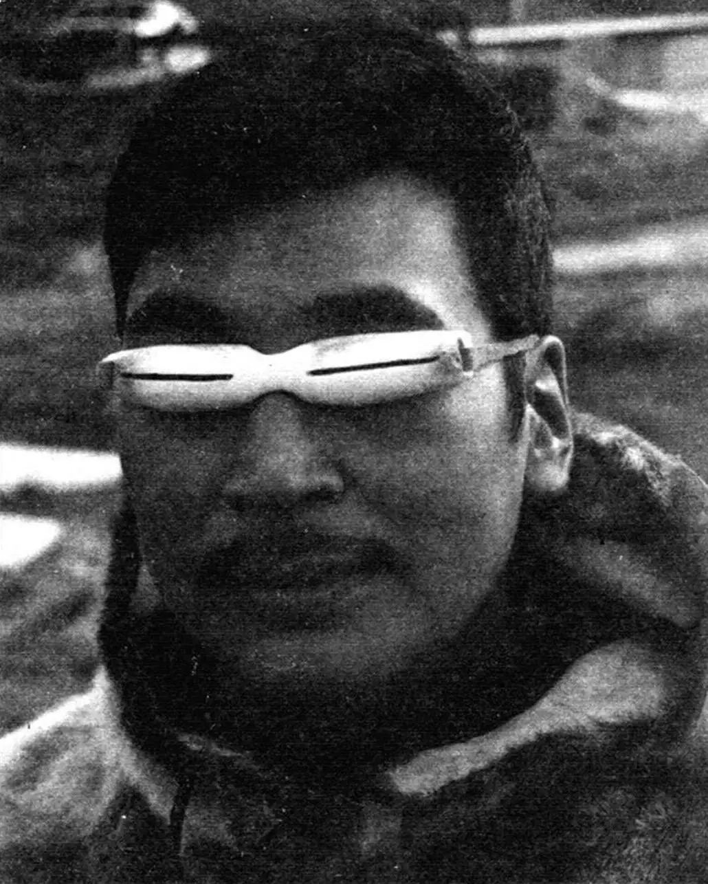 Eskimo Sunglasses from Wood: DIY Tutorial