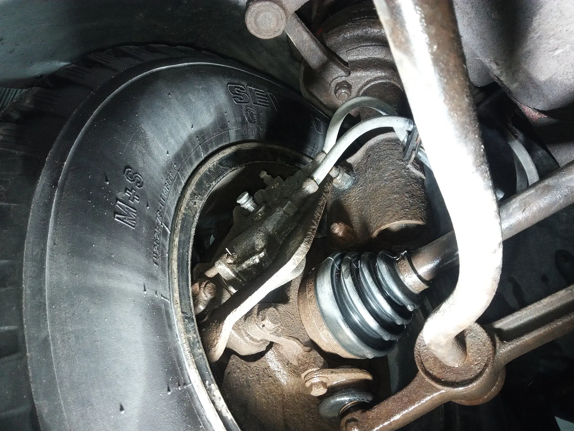 Camber and toe-in adjustment at home: DIY angle gauge