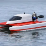 Air-cushion boat / hovercraft