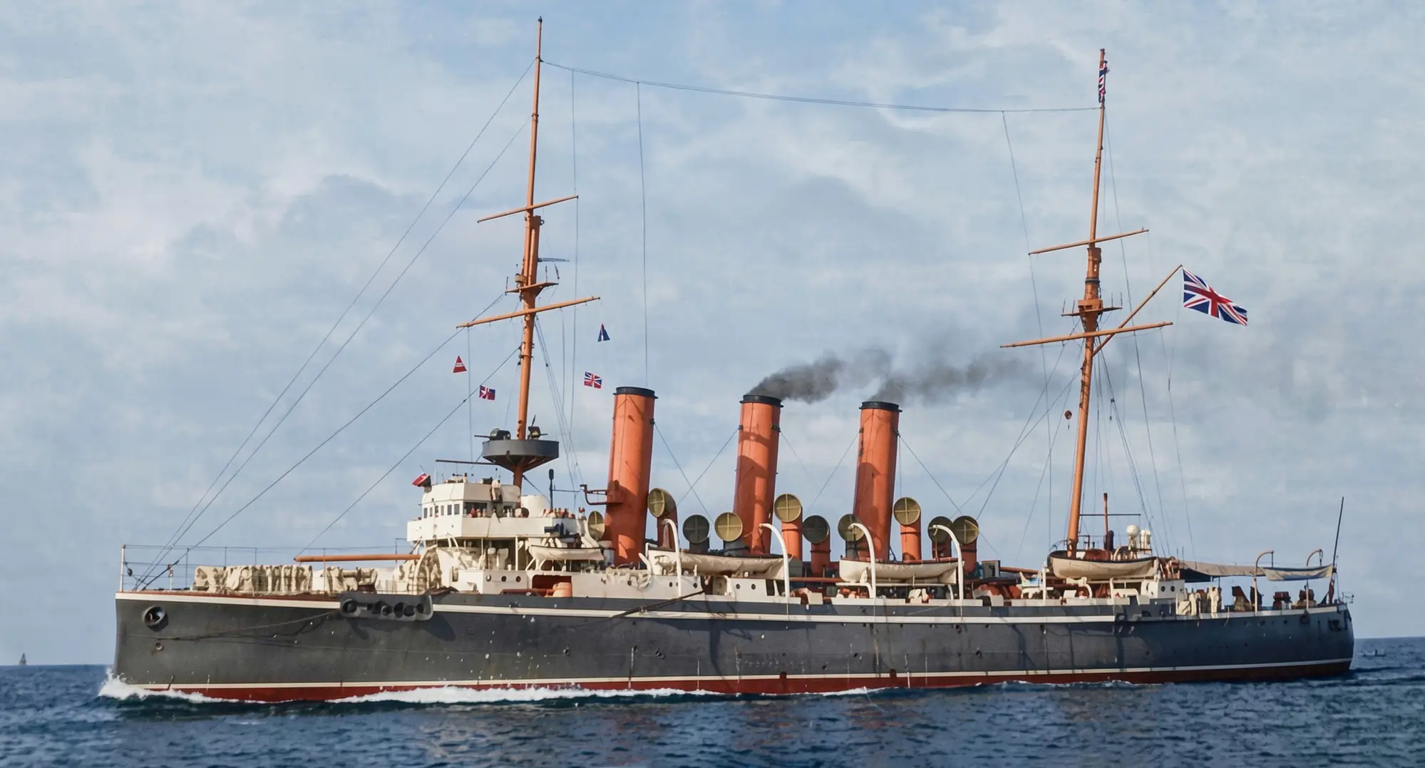 The protected cruiser Vindictive, which hunted German ships in August 1914 and later gained fame during the raids on Zeebrugge and Ostend in the spring of 1918 (early 20th-century photograph).